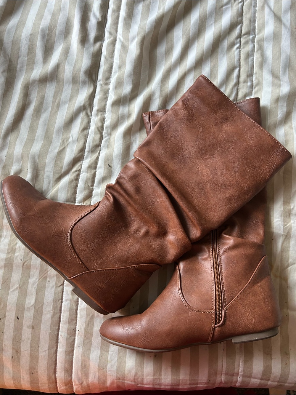 Y2K 00’s Brown leather mid calf boots, SIZE 8, SIZE 39 #leather #boots